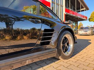 PORSCHE 930 911- turbo Slantnose -toporiginal