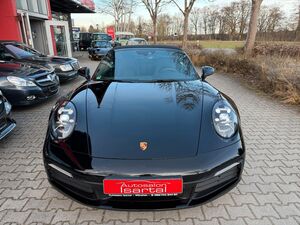 PORSCHE 992 Carrera 4 Cabriolet - 1. Hand - 20tkm