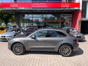 PORSCHE Macan 2.0T - Panodach - 20" , 1.Hd.