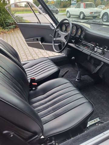 PORSCHE 911 TE Ölklappe-dt. Spitzenrestauration -Zust. 1