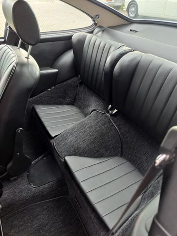 PORSCHE 911 TE Ölklappe-dt. Spitzenrestauration -Zust. 1