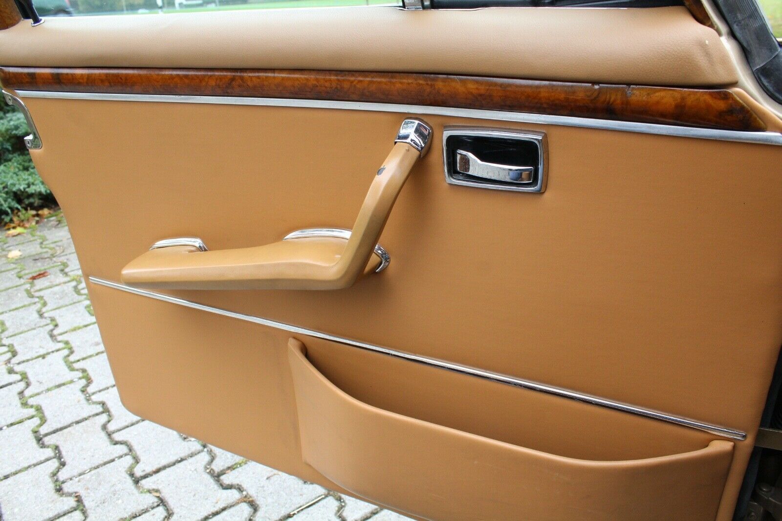 MERCEDES-BENZ 300 SEL 6.3 -H-Kennz.- top Technik - Klima -SSD