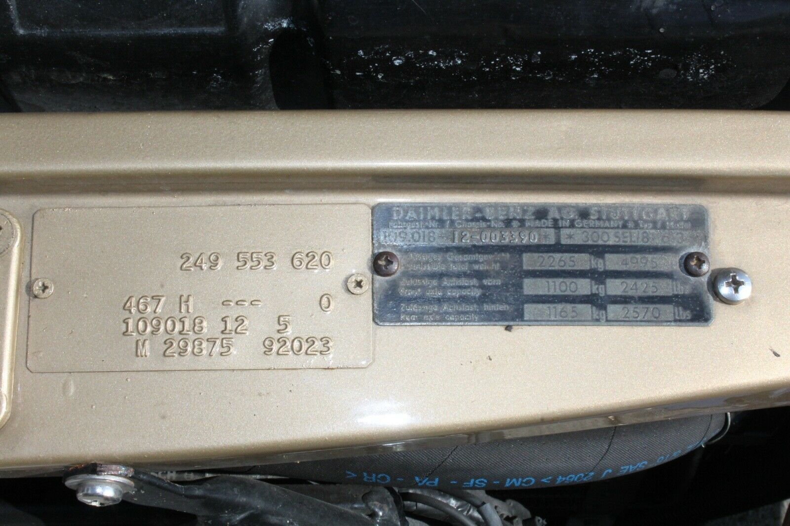 MERCEDES-BENZ 300 SEL 6.3 -H-Kennz.- top Technik - Klima -SSD