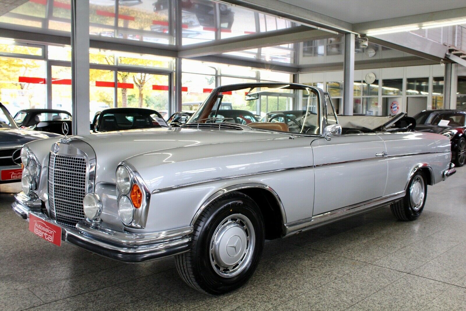 MERCEDES-BENZ 300 SE Cabrio - ex. CH -H-Kz.- matching nr. !