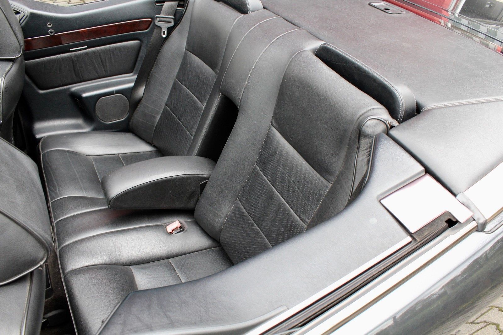 MERCEDES-BENZ 300 CE 24V Cabriolet -5 Gang - Klima - Sportline