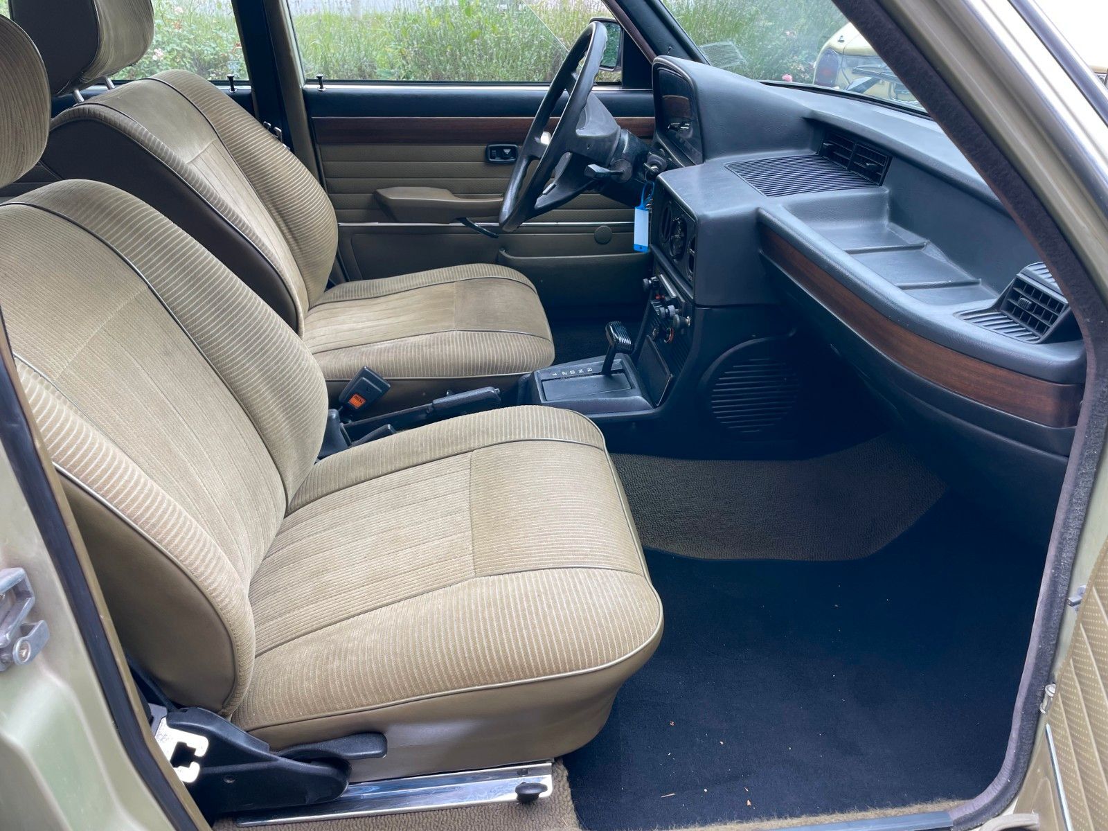 BMW 528 i Aut. -KLIMA- Toptechnik, rostfrei- H-Kz.