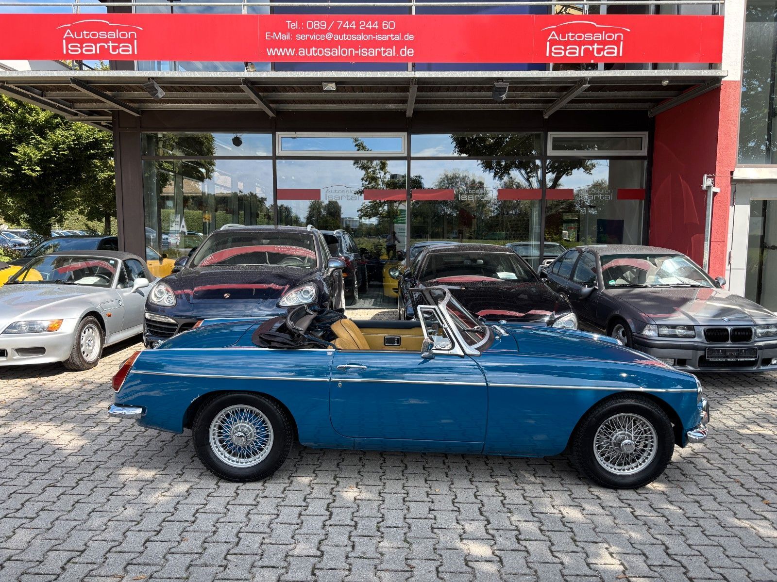 MG MGB Roadster - Tolle Farbkombi! RHD