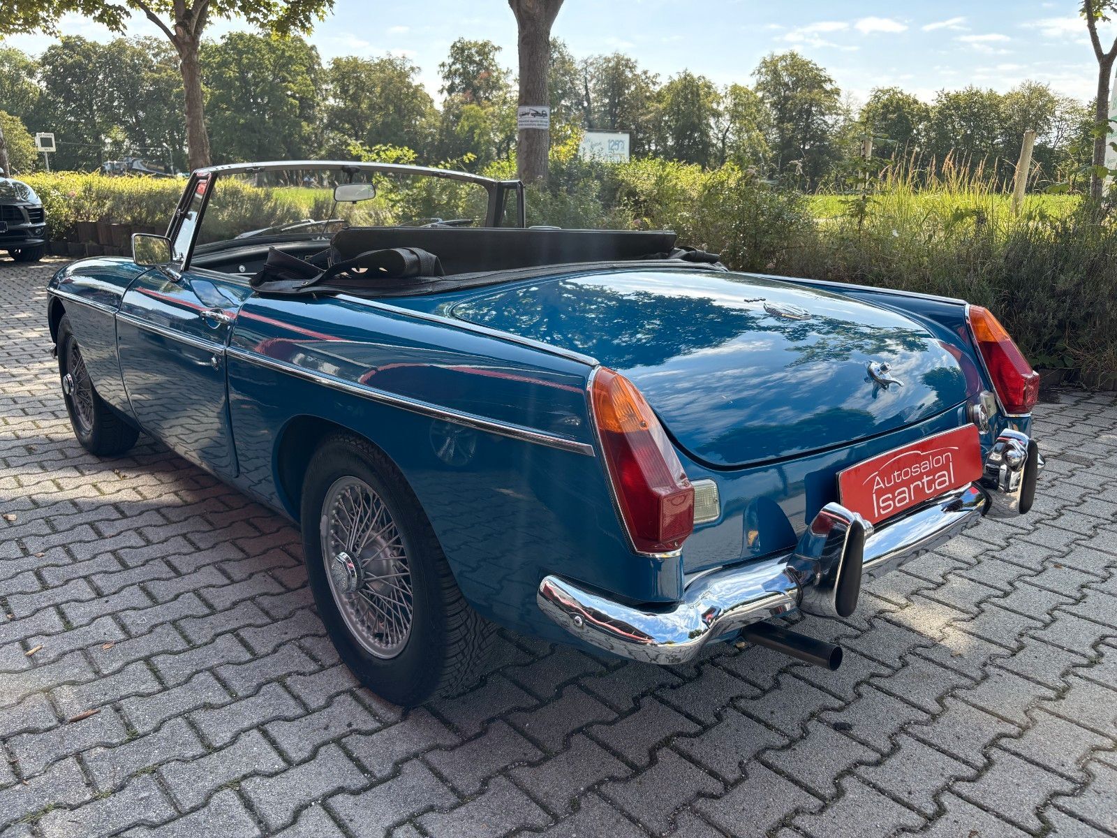 MG MGB Roadster - Tolle Farbkombi! RHD