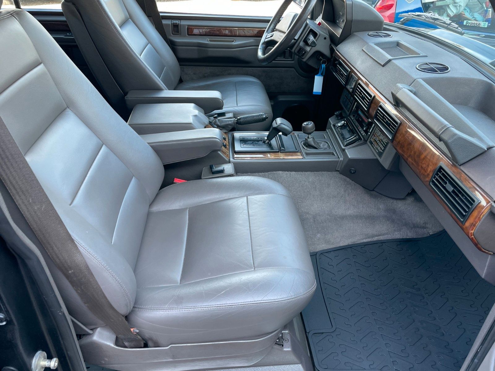 LAND ROVER Range Rover Classic 3.9 -CH-Import- H-Kennz.-