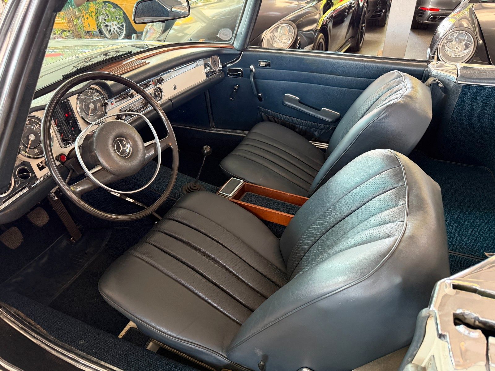 MERCEDES-BENZ SL 280 Pagode, H-KZ, Motor revidiert