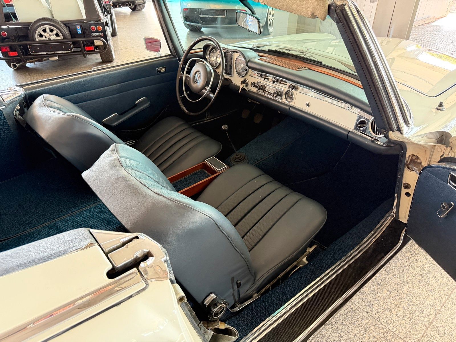 MERCEDES-BENZ SL 280 Pagode, H-KZ, Motor revidiert