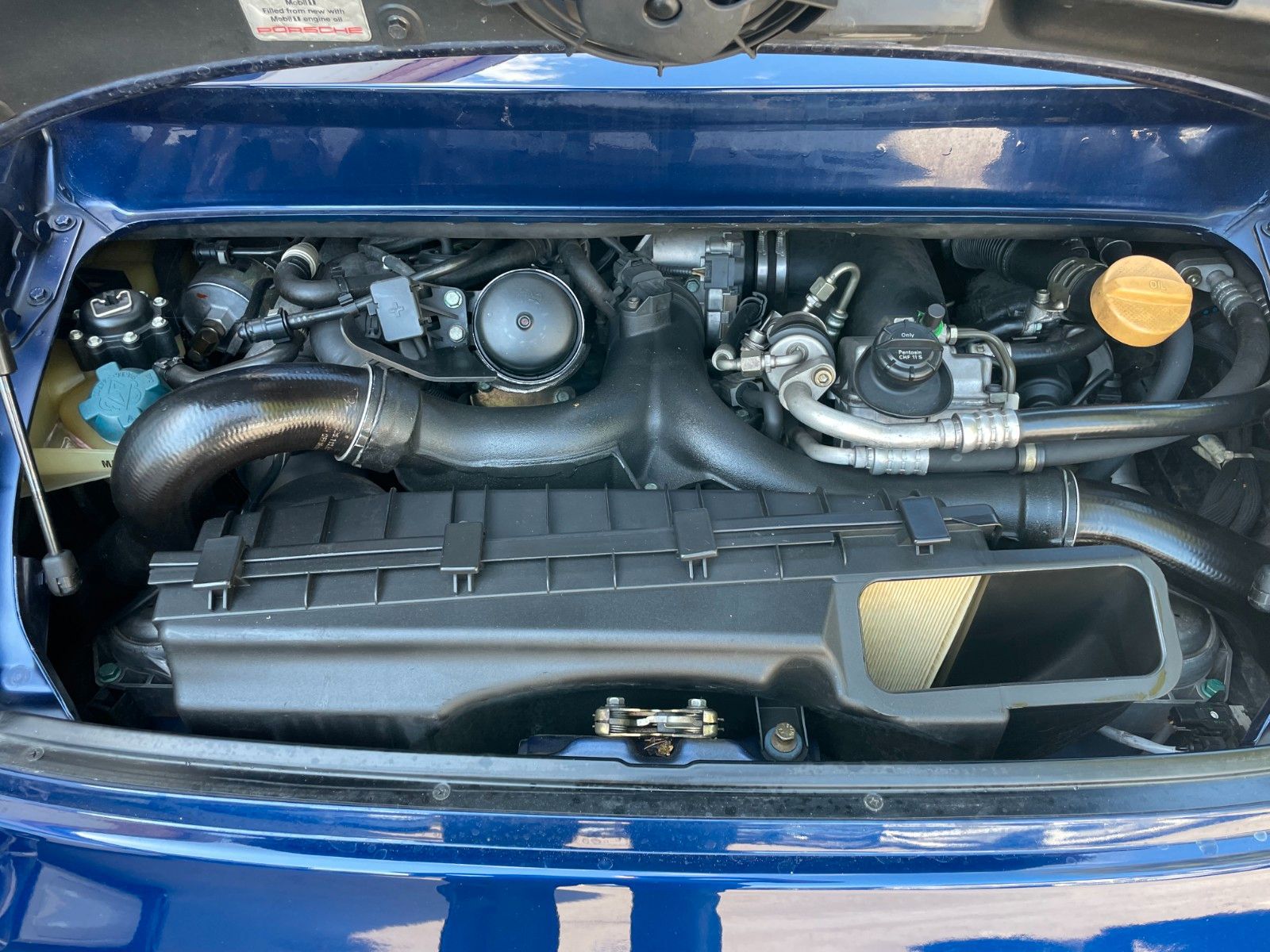 PORSCHE 911 996 Turbo Coupe - 6 Gang -gr. KD neu !