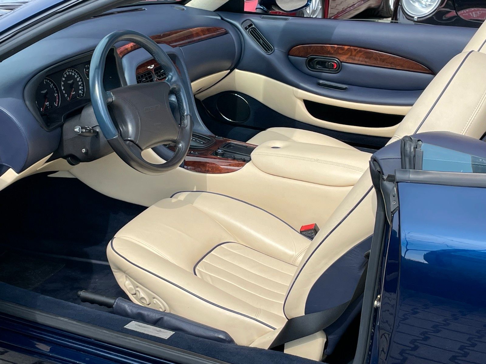 ASTON MARTIN DB7 Volante -dt.- 2.Hd. - AM Serviceheft- TOP