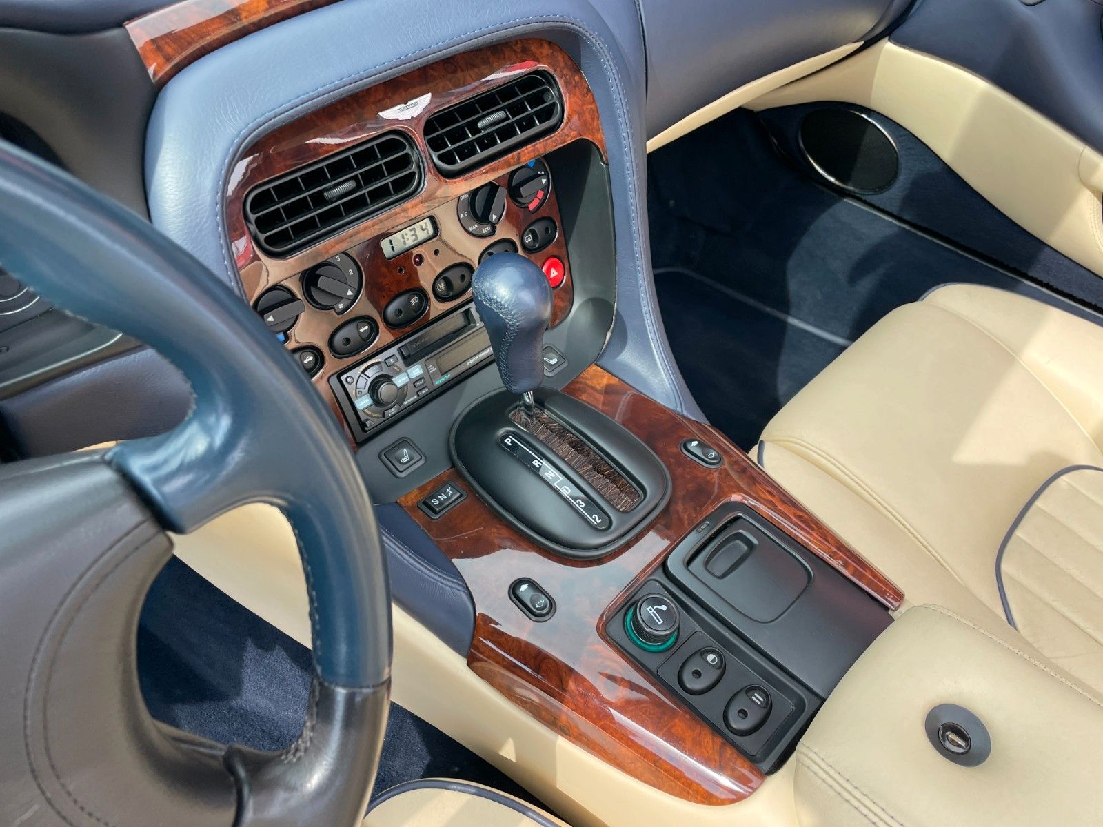 ASTON MARTIN DB7 Volante -dt.- 2.Hd. - AM Serviceheft- TOP
