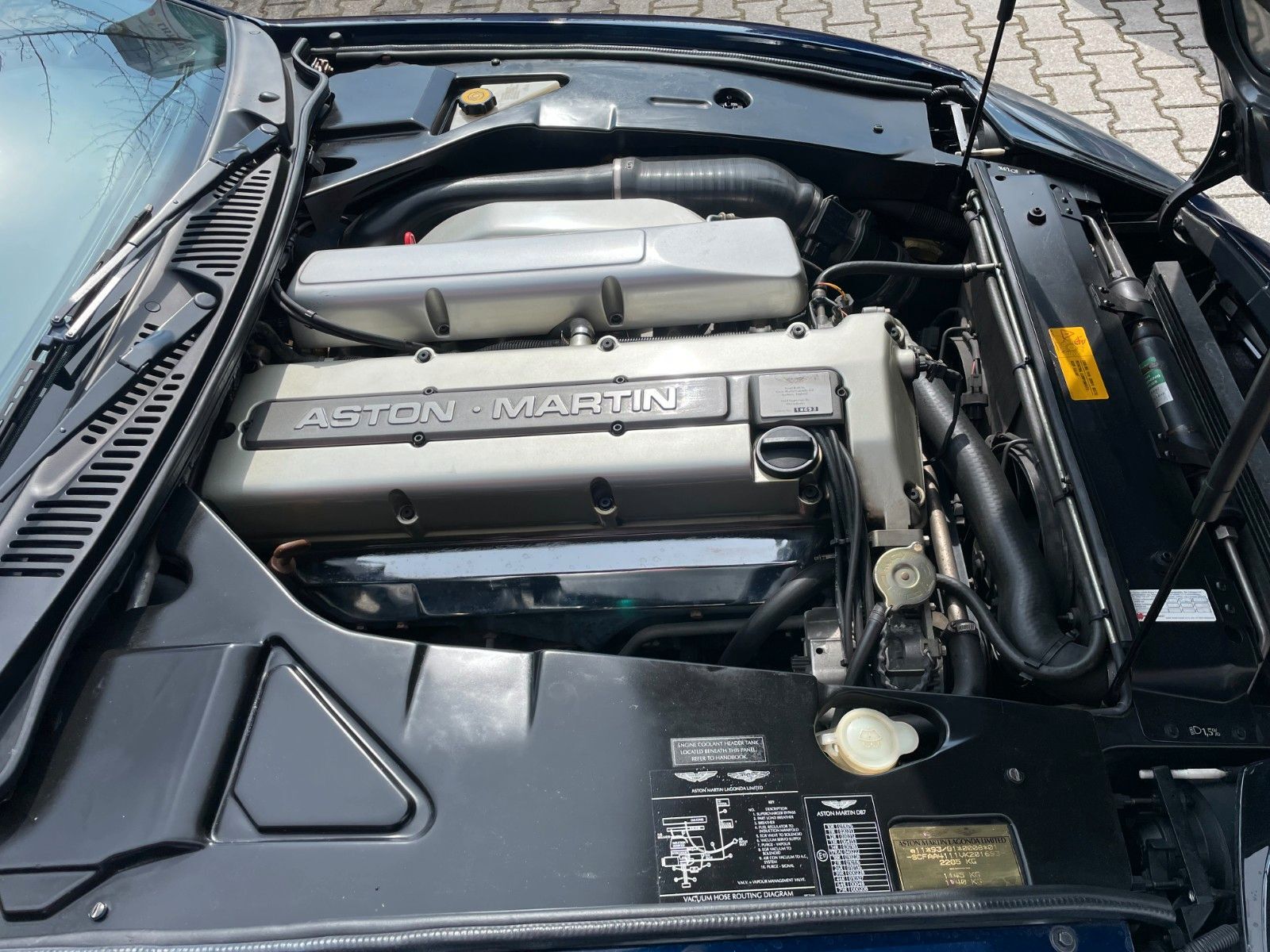 ASTON MARTIN DB7 Volante -dt.- 2.Hd. - AM Serviceheft- TOP