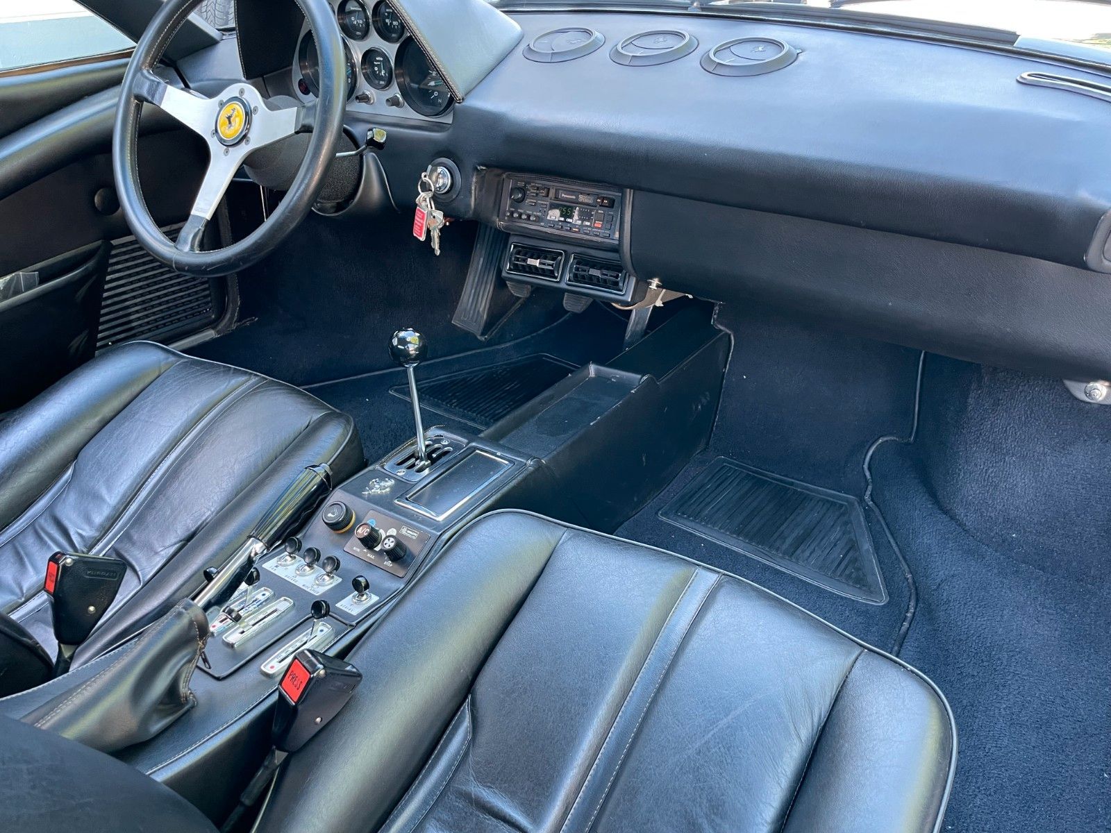 FERRARI 308 GTB Vergaser - dt. Auto - 2. Hand - 58tkm!