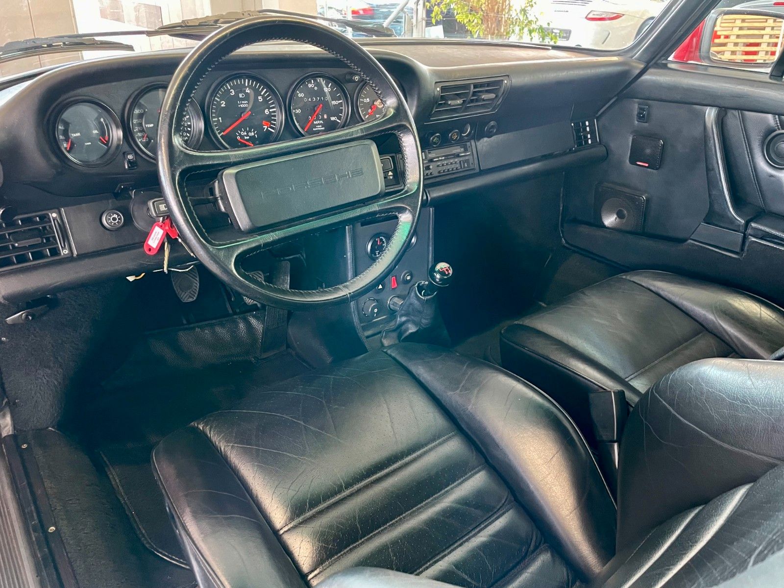 PORSCHE 930 turbo - dt. Fzg- 69tkm - gr. KD neu !