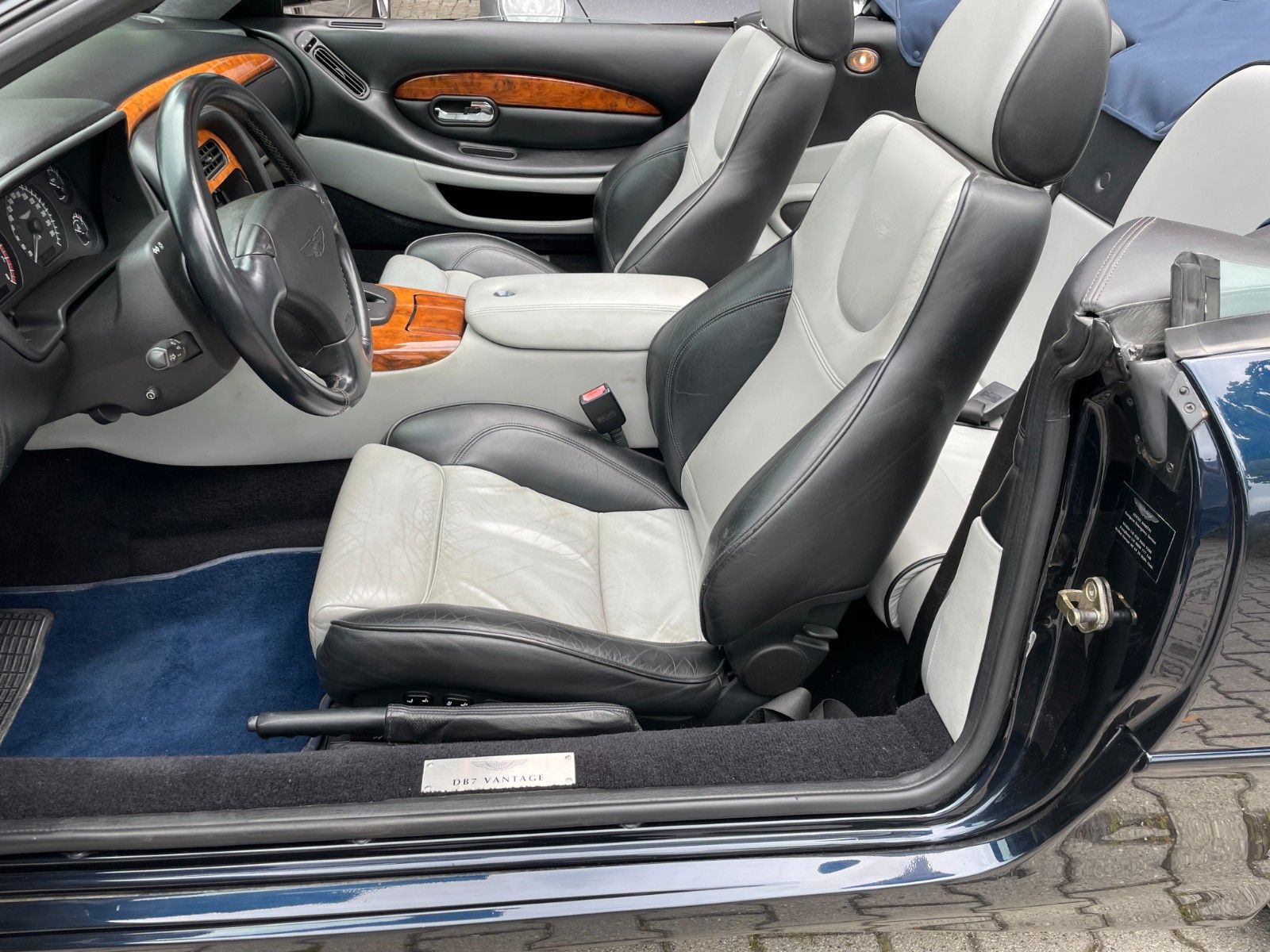 ASTON MARTIN DB7 V12 Vantage Volante -dt. Auto- KD Heft