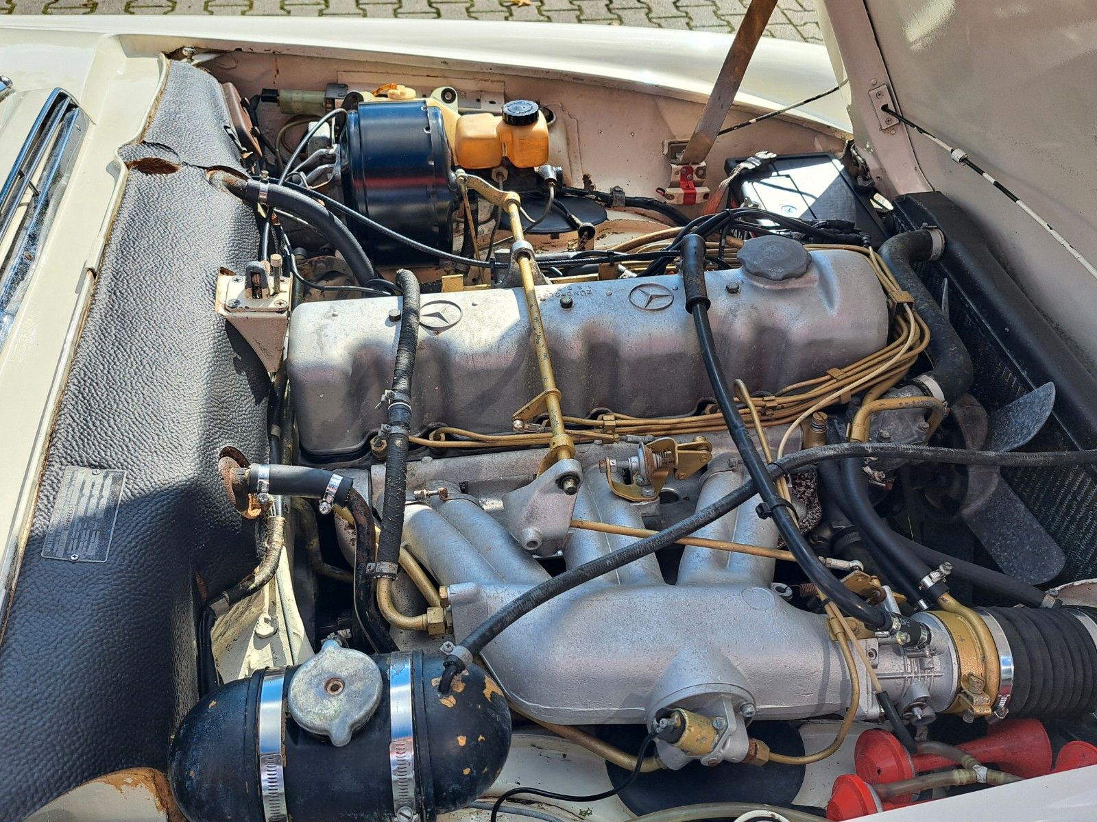 MERCEDES-BENZ 280 250 SL Pagode - HT + ST - dt. Fzg. - H-Kz