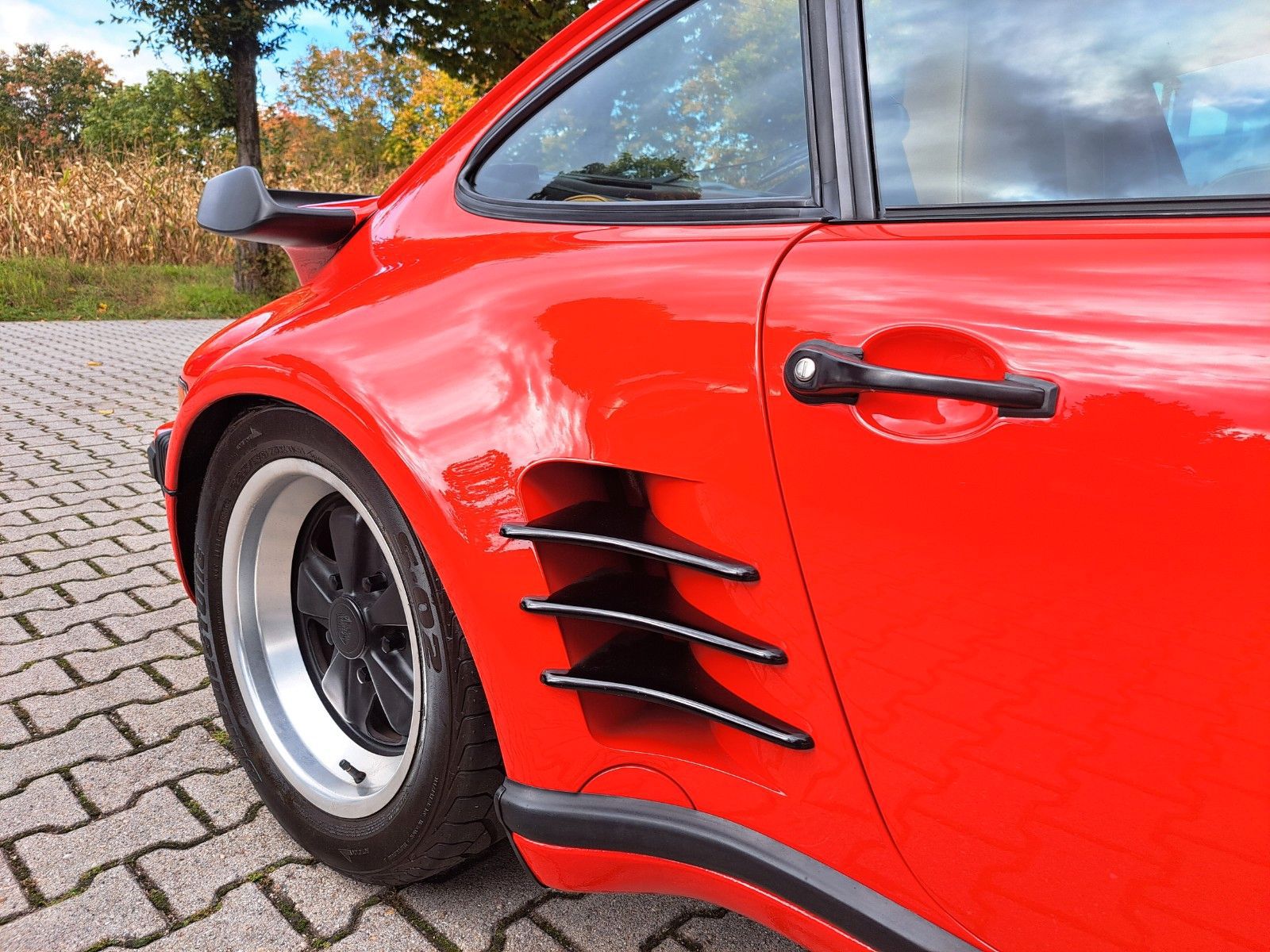 PORSCHE 930 911-  turbo Coupe -5-Gg., Motor 10tkm