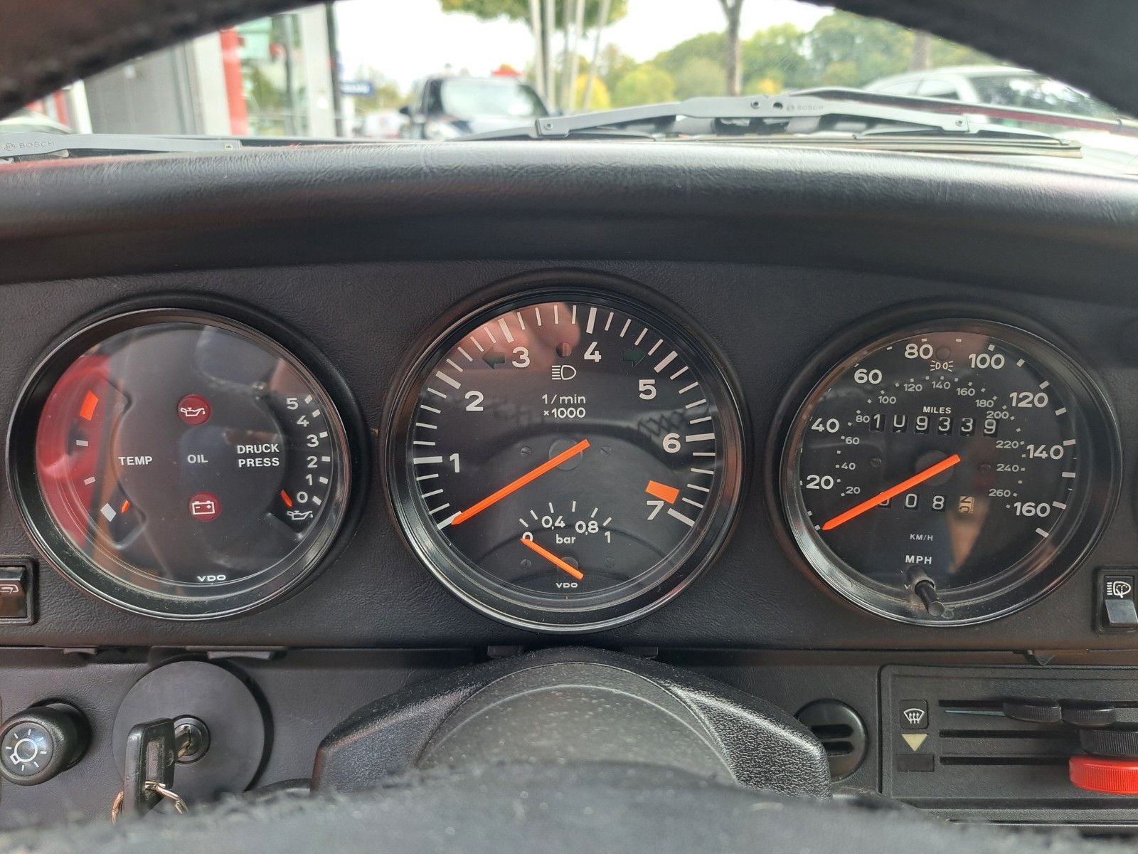 PORSCHE 930 911-  turbo Coupe -5-Gg., Motor 10tkm