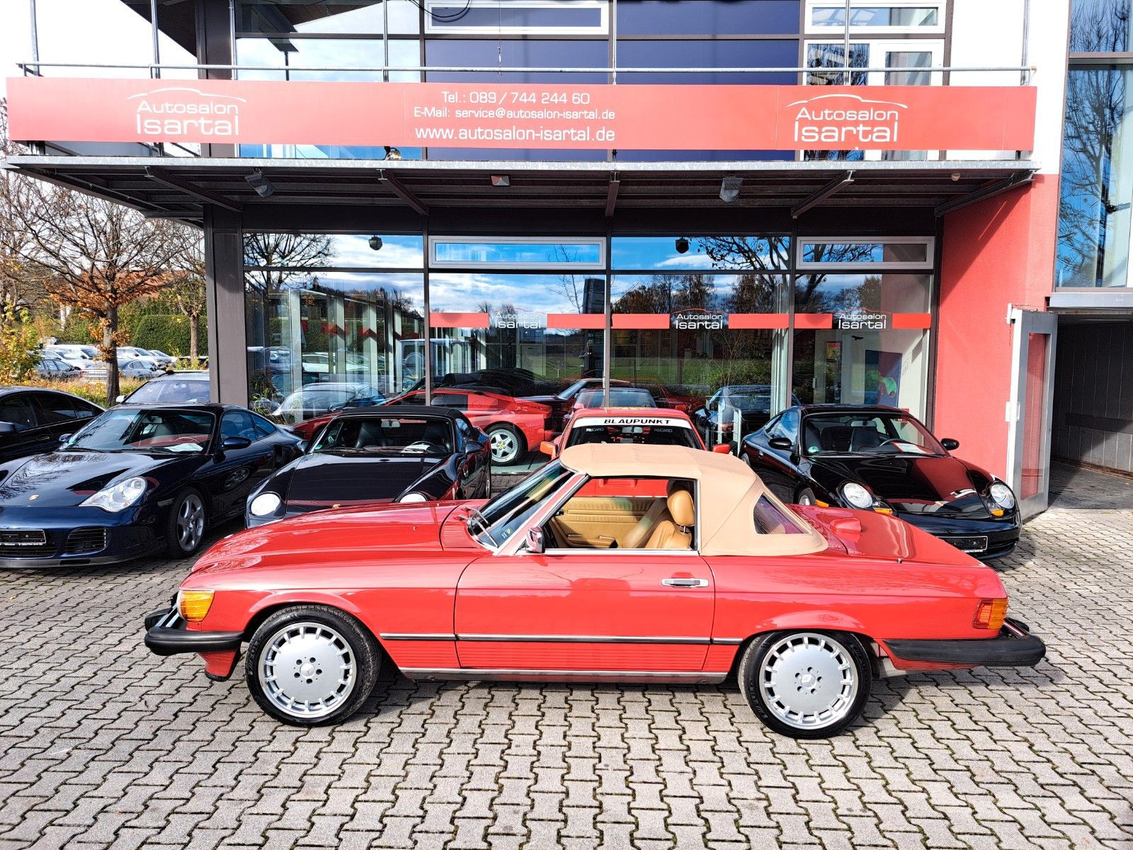 MERCEDES-BENZ 560 SL - toporiginal,  KD neu, H-KZ
