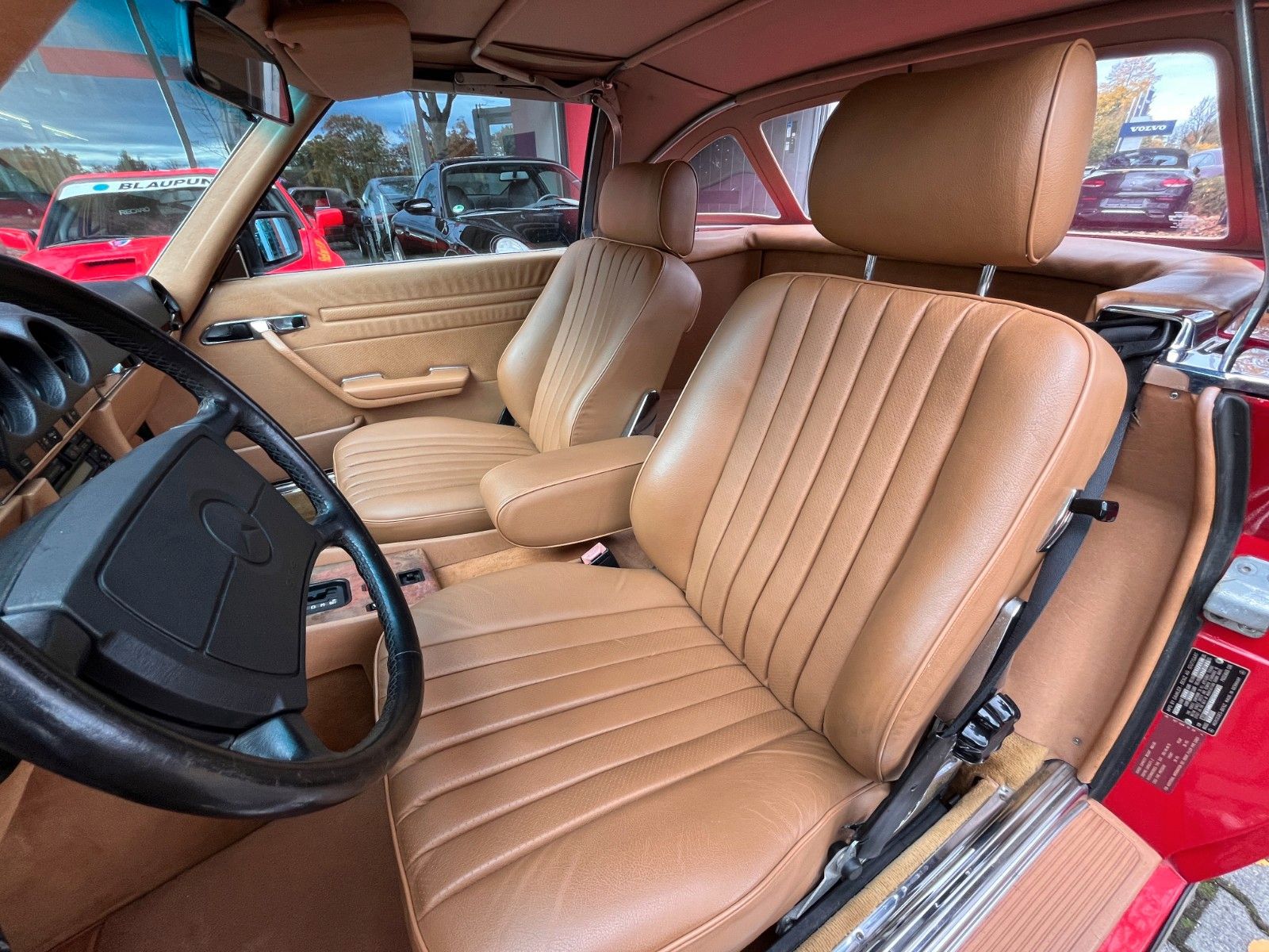 MERCEDES-BENZ 560 SL - toporiginal,  KD neu, H-KZ