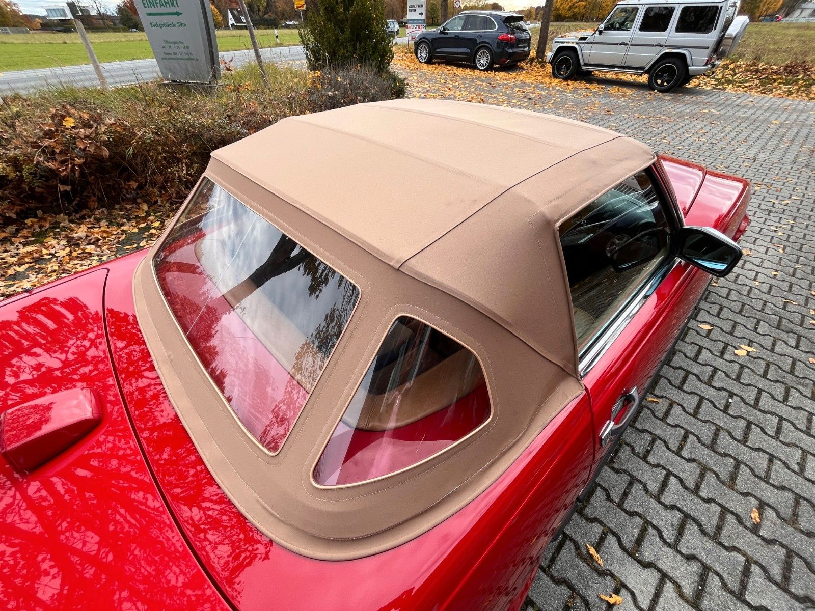 MERCEDES-BENZ 560 SL - toporiginal,  KD neu, H-KZ