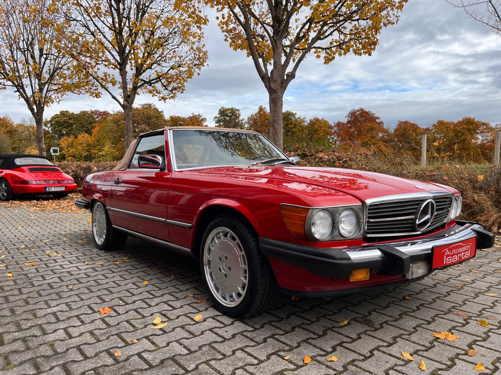 MERCEDES-BENZ 560 SL - toporiginal,  KD neu, H-KZ