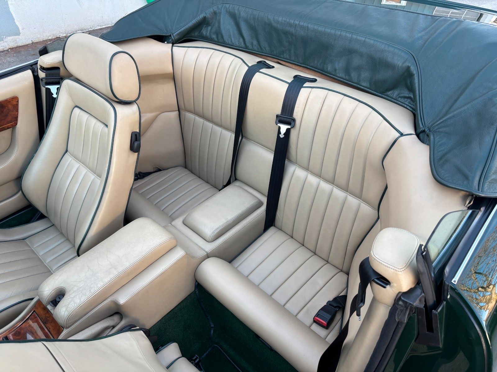 ASTON MARTIN Virage Volante -toporiginal - H-Kz.