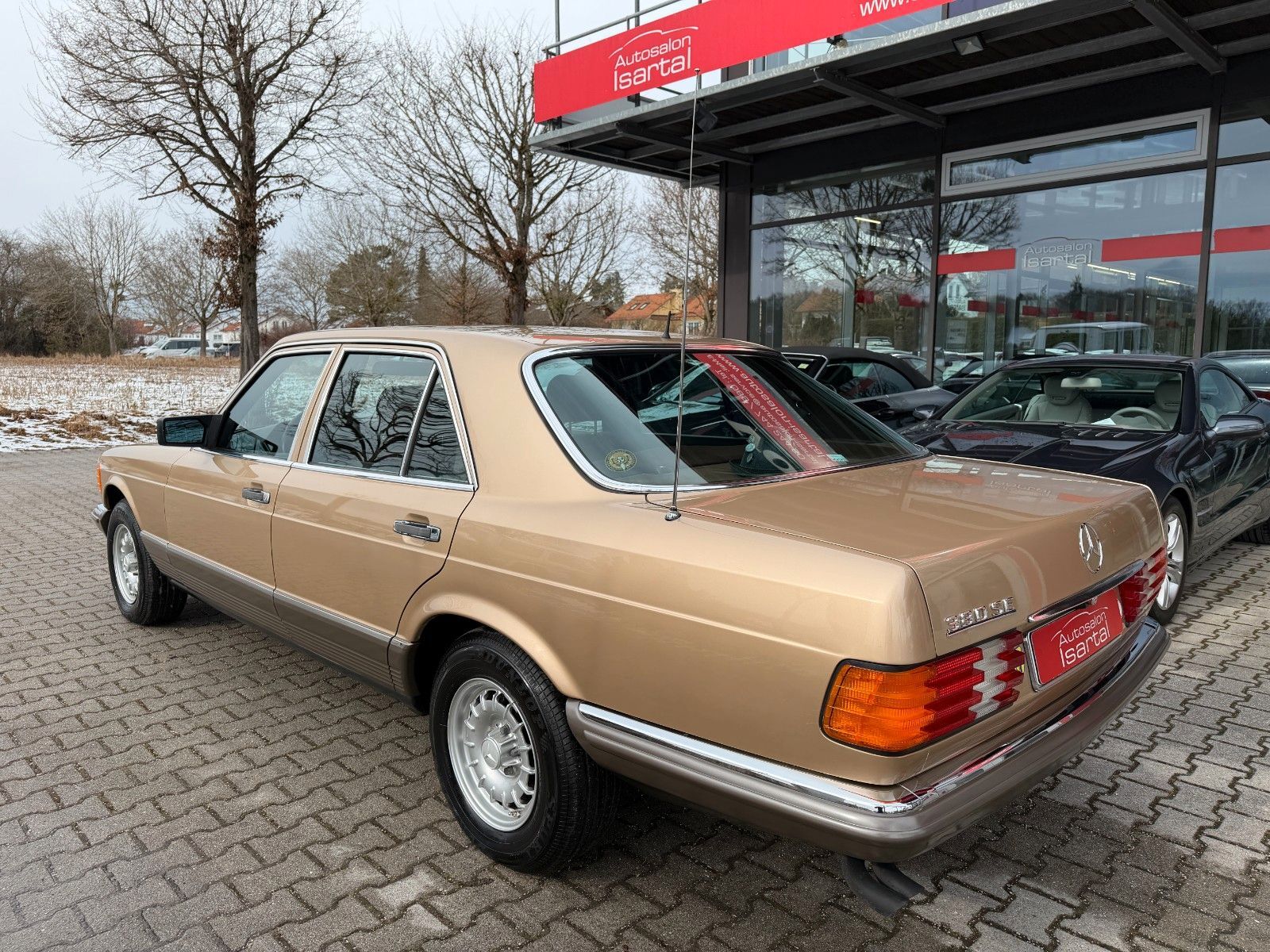 MERCEDES-BENZ 380 SE -Klima/SD/ -1.dt. Hd., 79tkm! -perfekt