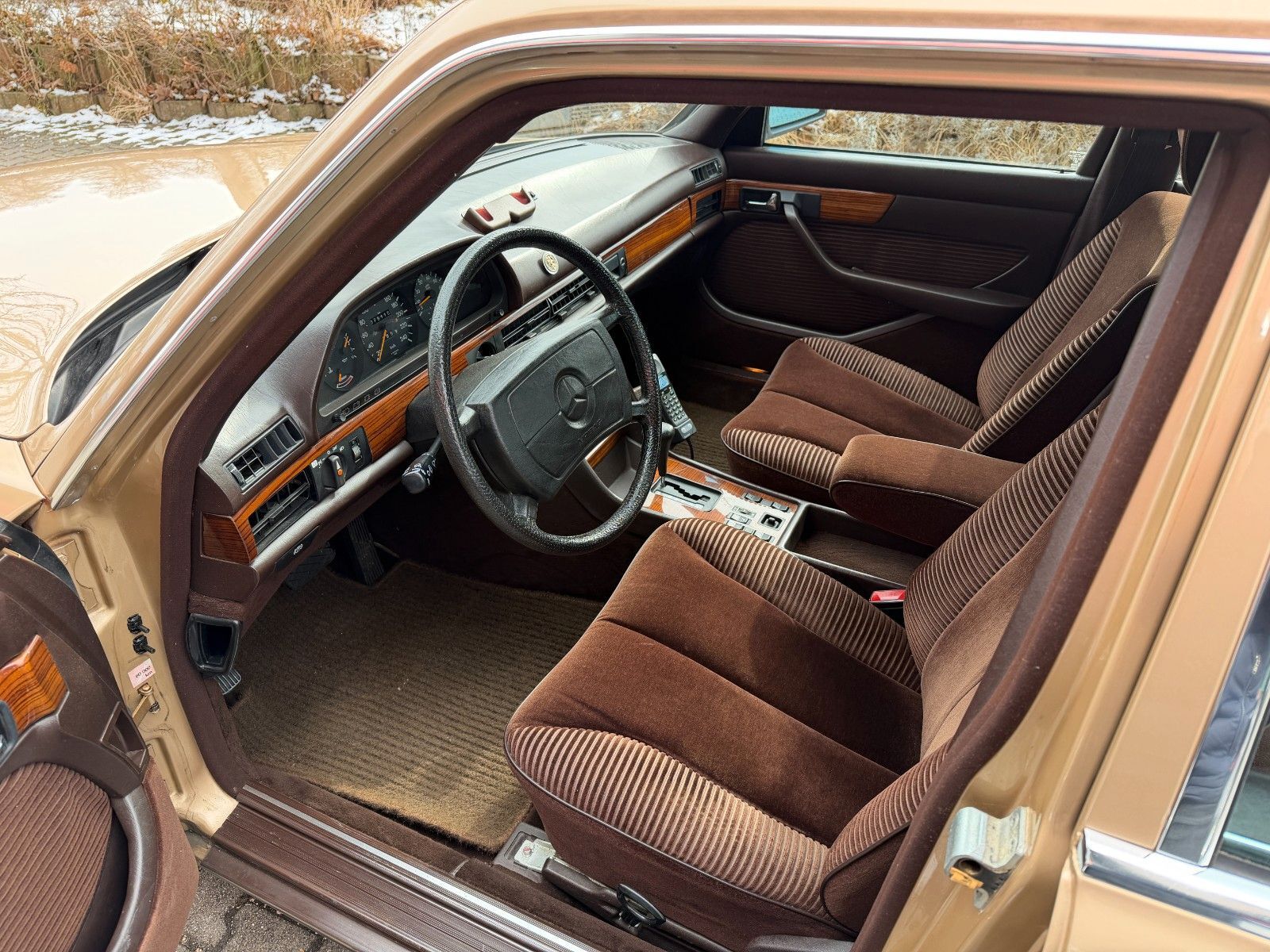 MERCEDES-BENZ 380 SE -Klima/SD/ -1.dt. Hd., 79tkm! -perfekt