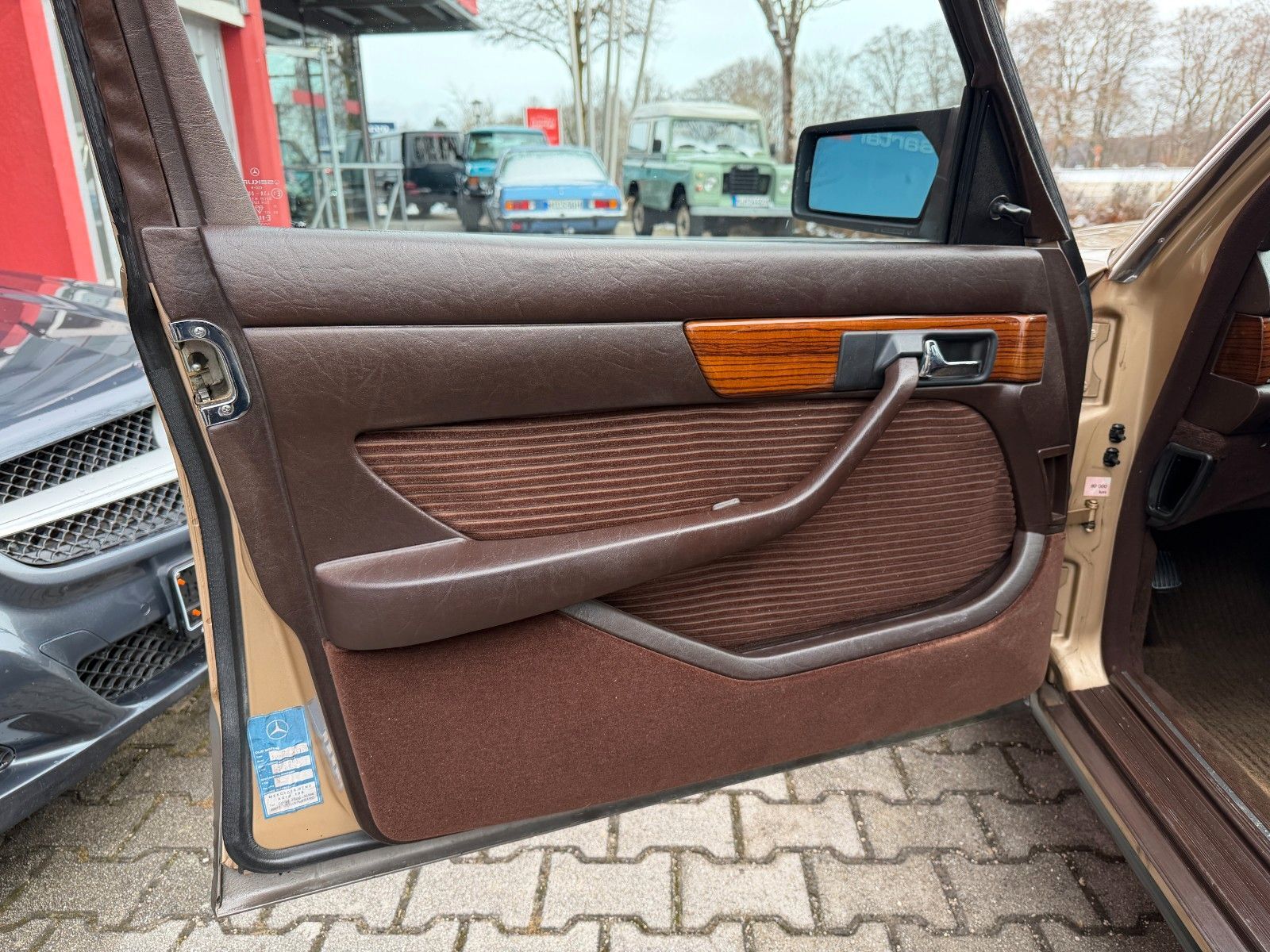 MERCEDES-BENZ 380 SE -Klima/SD/ -1.dt. Hd., 79tkm! -perfekt