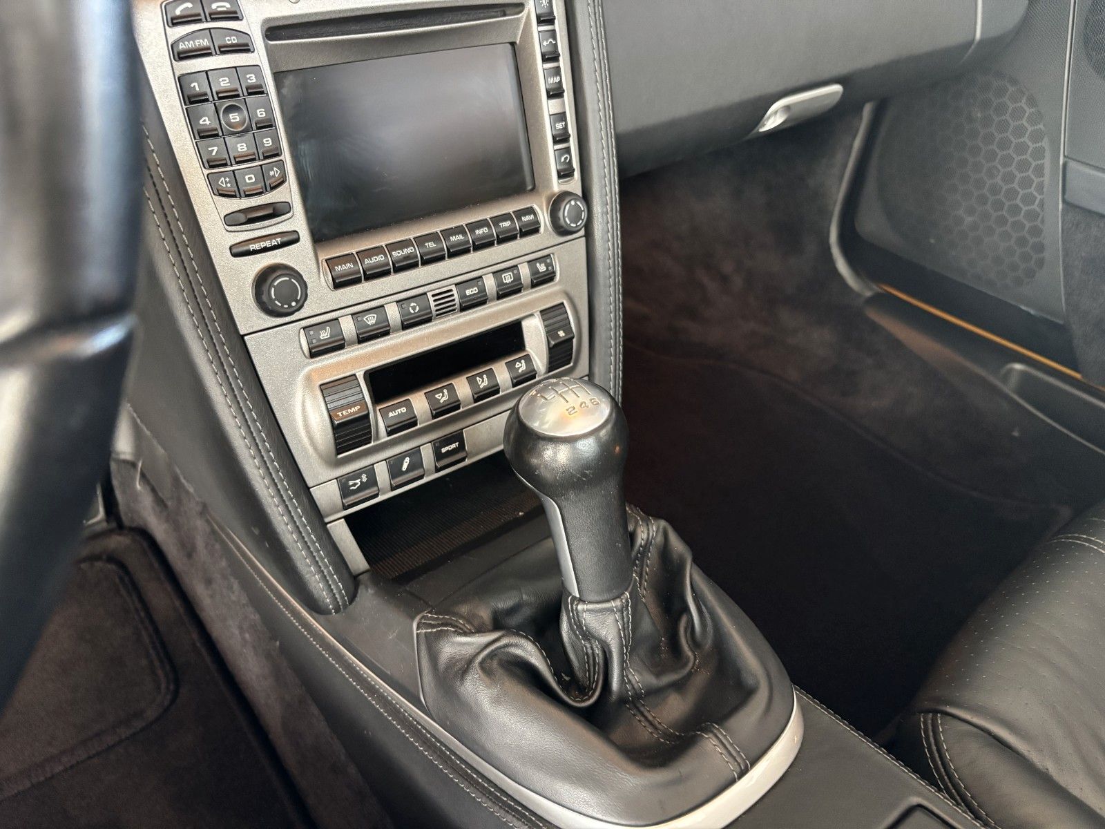 PORSCHE 997 S Cabrio -speedgelb, 6-Gg.  56tkm -perfekt !