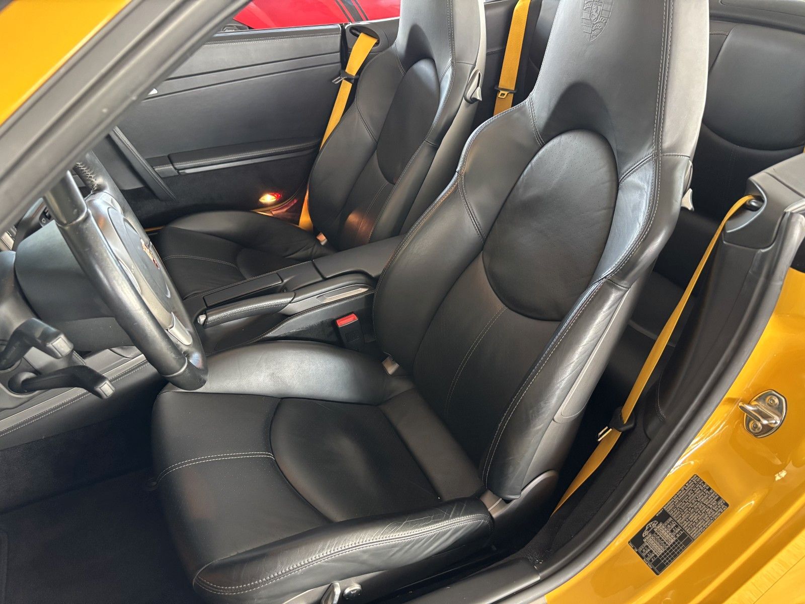 PORSCHE 997 S Cabrio -speedgelb, 6-Gg.  56tkm -perfekt !