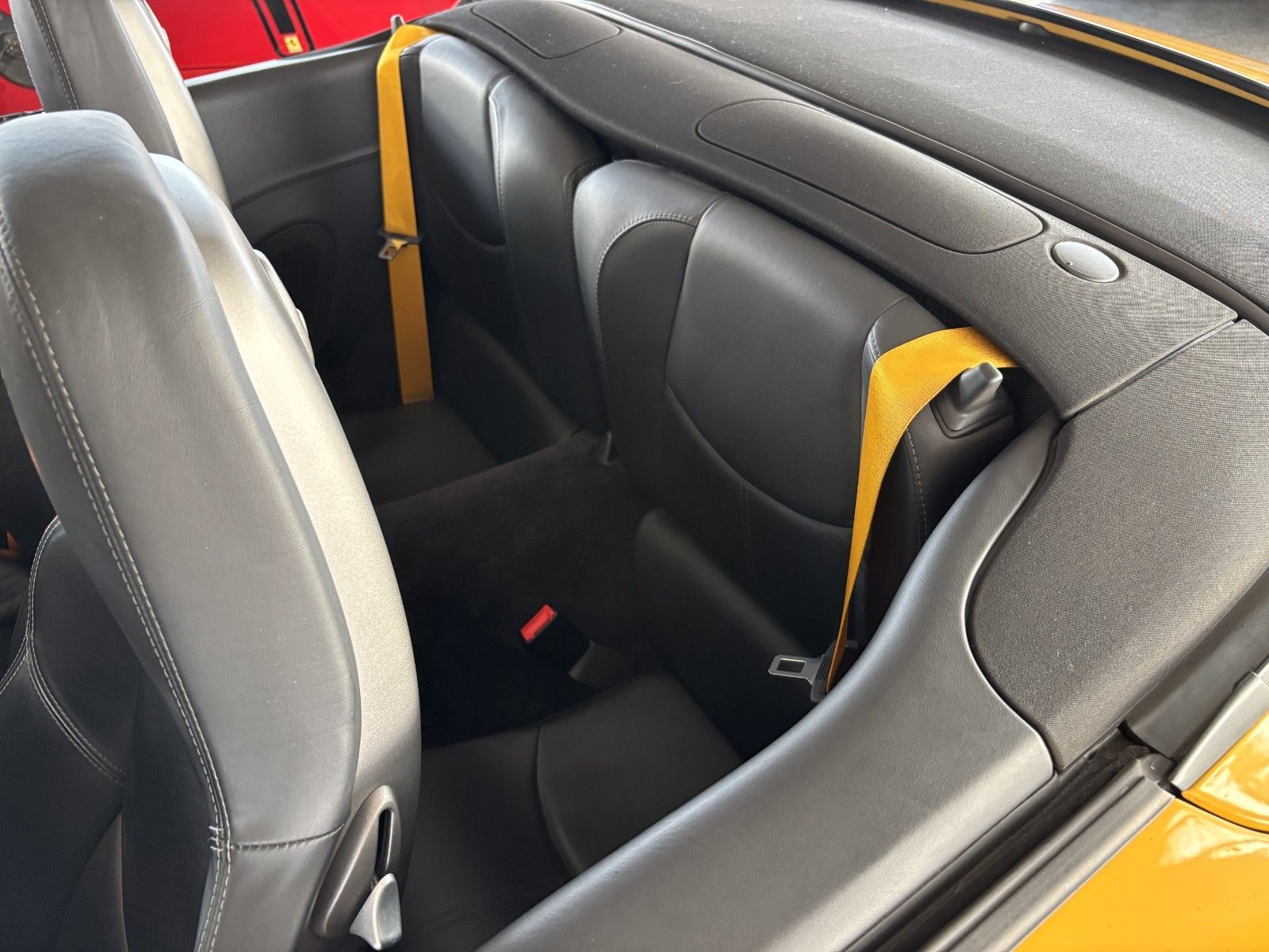 PORSCHE 997 S Cabrio -speedgelb, 6-Gg.  56tkm -perfekt !