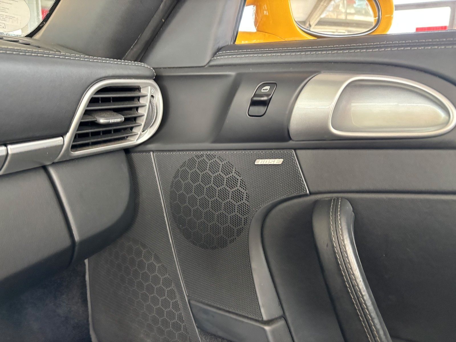 PORSCHE 997 S Cabrio -speedgelb, 6-Gg.  56tkm -perfekt !