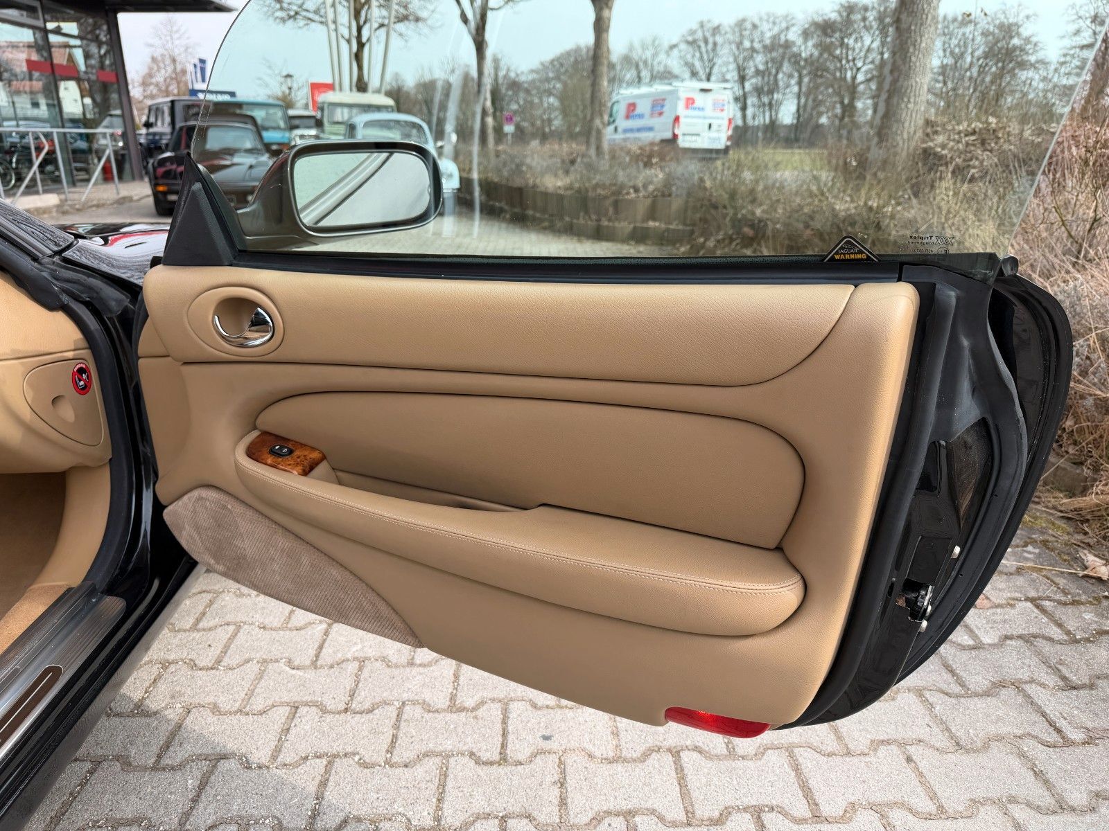 JAGUAR XK8 Cabriolet-  gr. Service neu - Toporiginal!