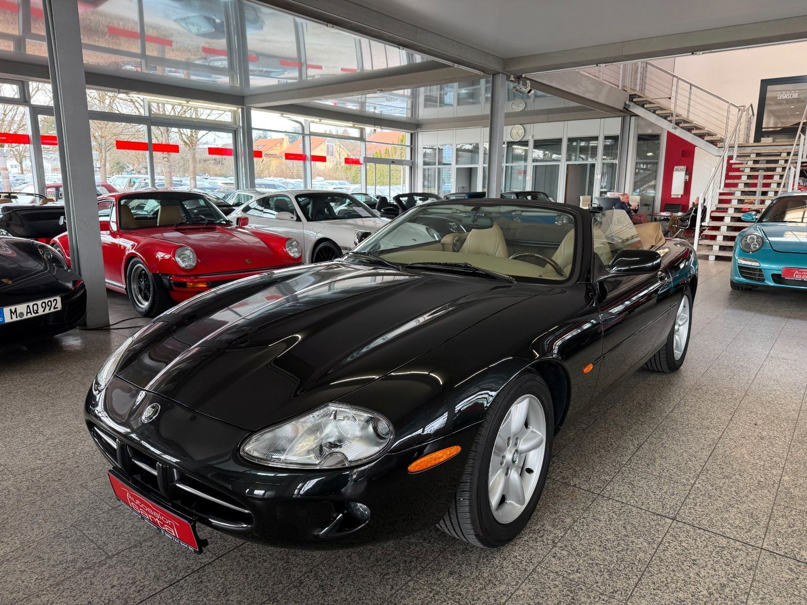 JAGUAR XK8 Cabriolet-  gr. Service neu - Toporiginal!