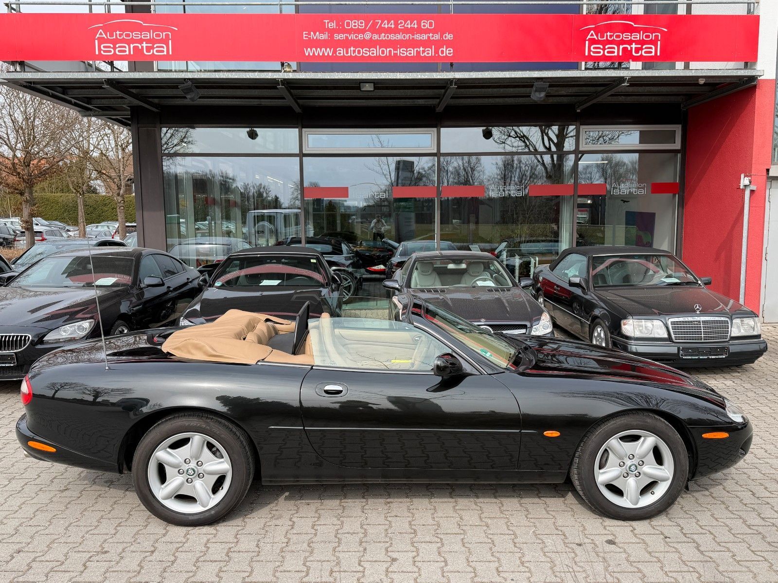 JAGUAR XK8 Cabriolet-  gr. Service neu - Toporiginal!