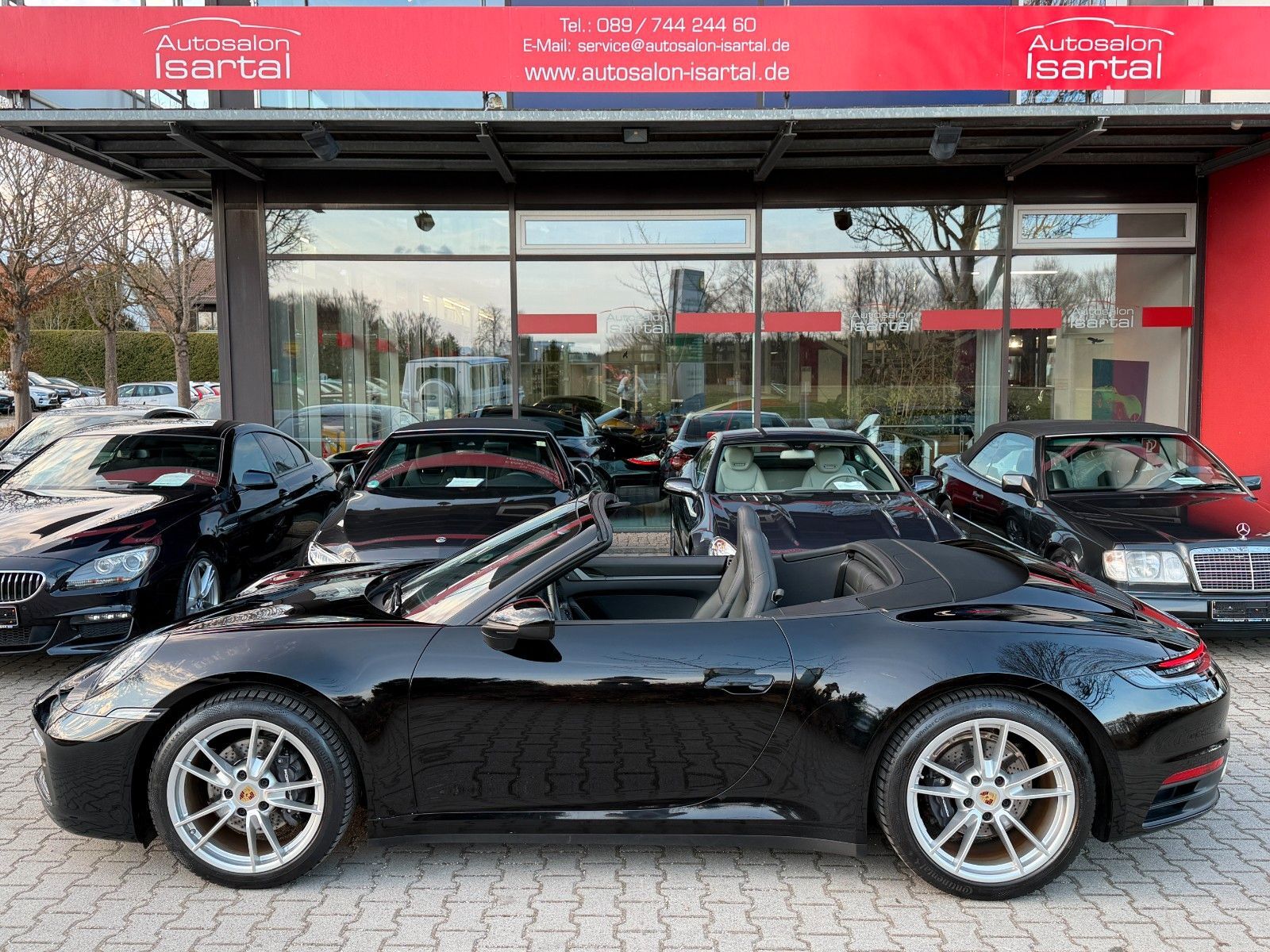 PORSCHE 992 Carrera 4 Cabriolet - 1. Hand - 20tkm