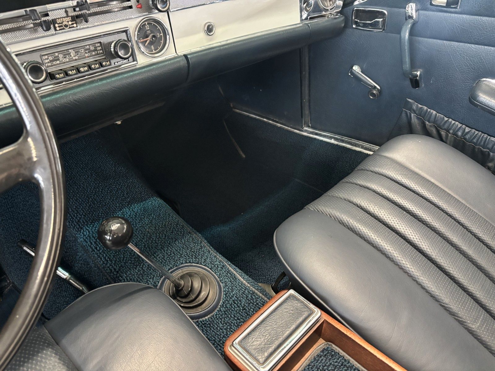 MERCEDES-BENZ SL 280 280 SL Pagode, H-KZ, KD+TÜV neu