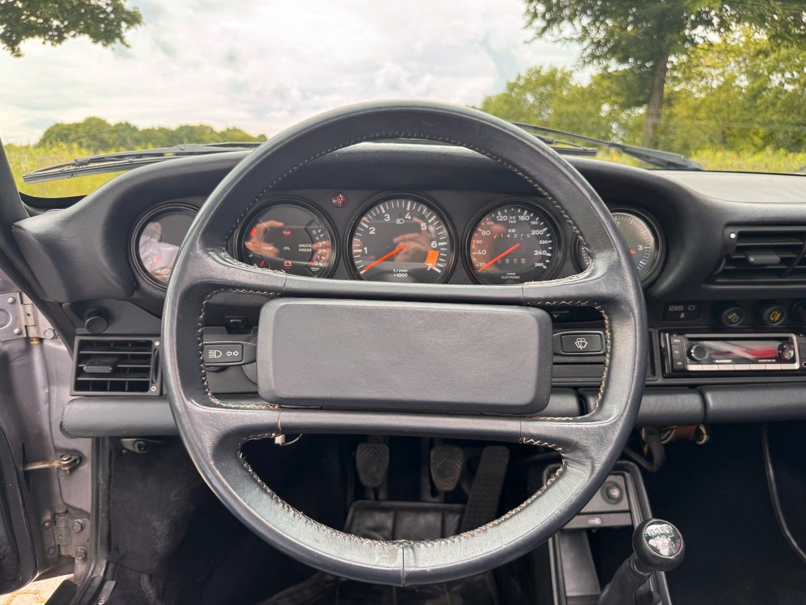 PORSCHE 911 3.2 Carrera
