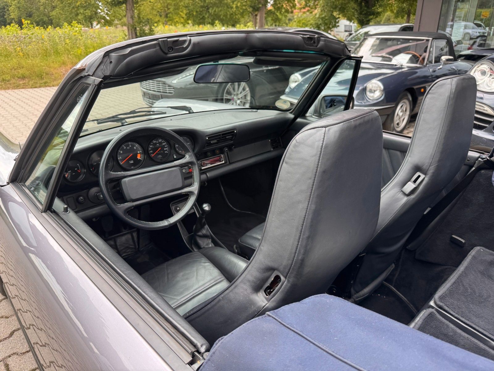 PORSCHE 911 3.2 Carrera