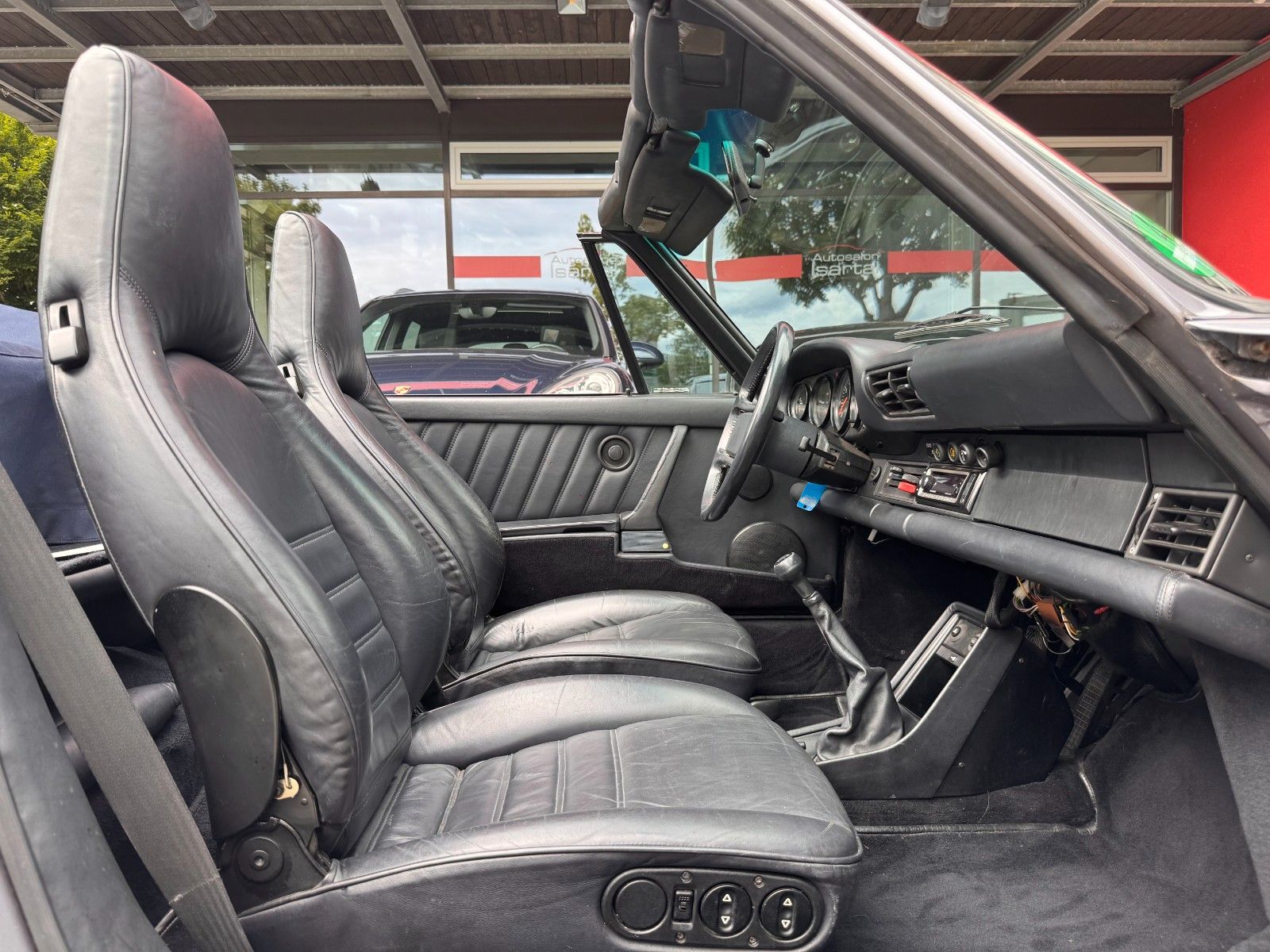 PORSCHE 911 3.2 Carrera