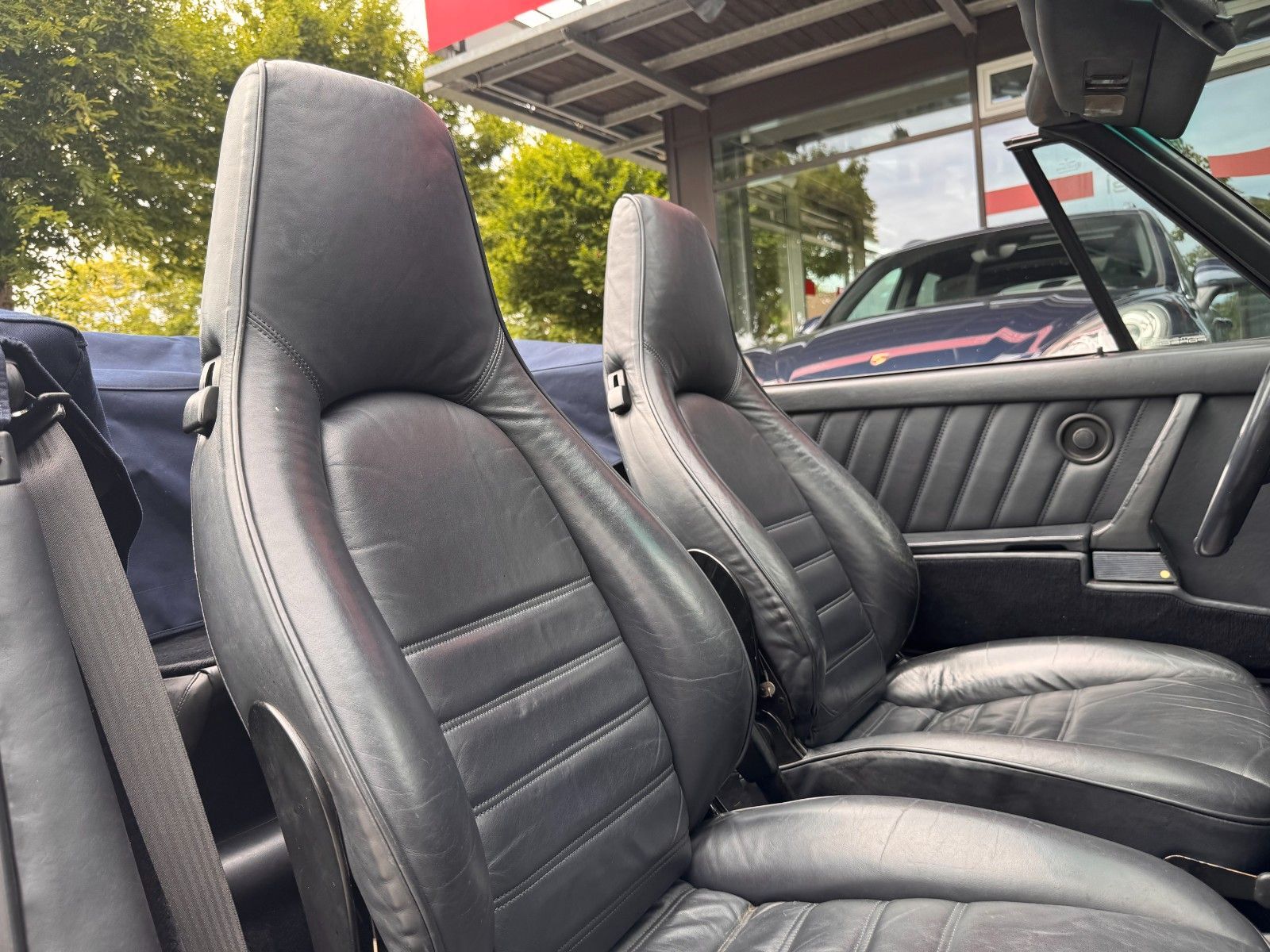 PORSCHE 911 3.2 Carrera