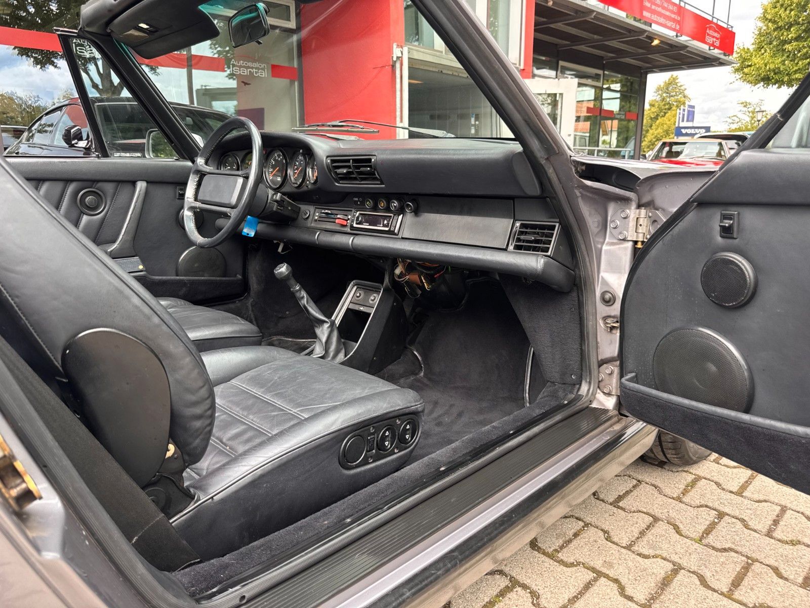 PORSCHE 911 3.2 Carrera