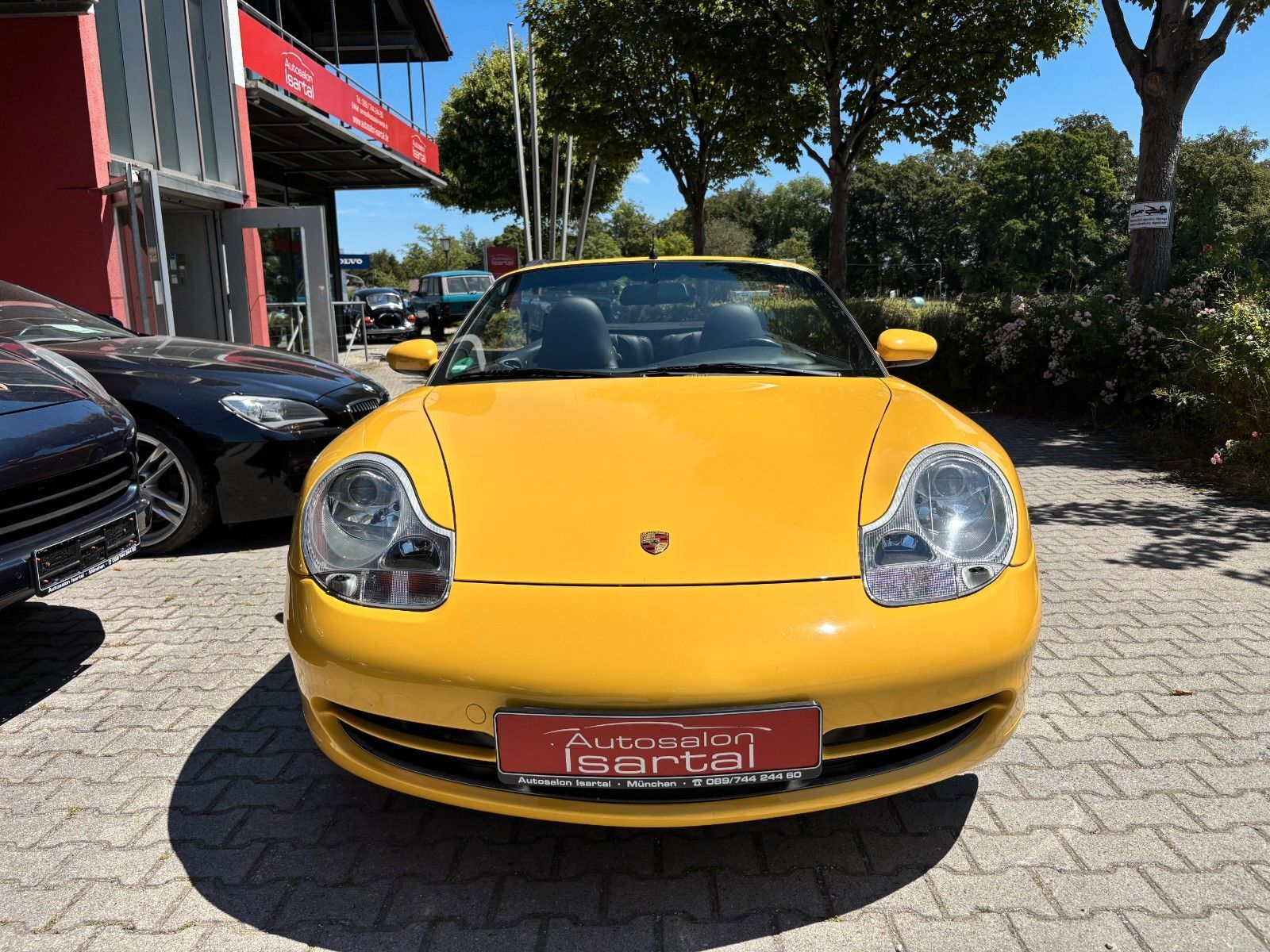 PORSCHE 996 C2 Cabrio- 6-Gg.- orig. 59TKM, Speedgelb!