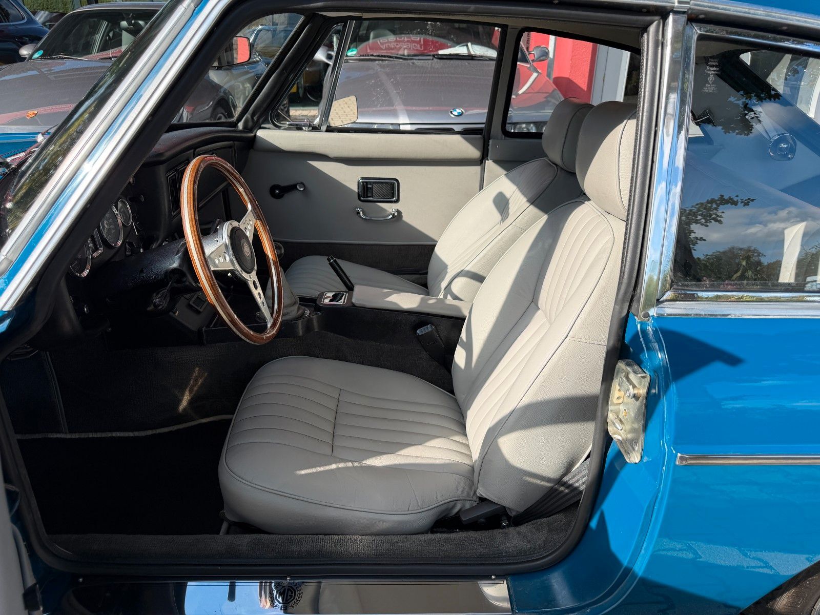 MG MGB GT 1.8 - Chrommodell - restauriert