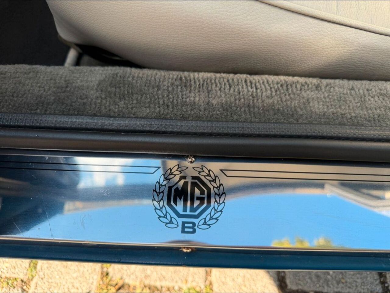 MG MGB GT 1.8 - Chrommodell - restauriert